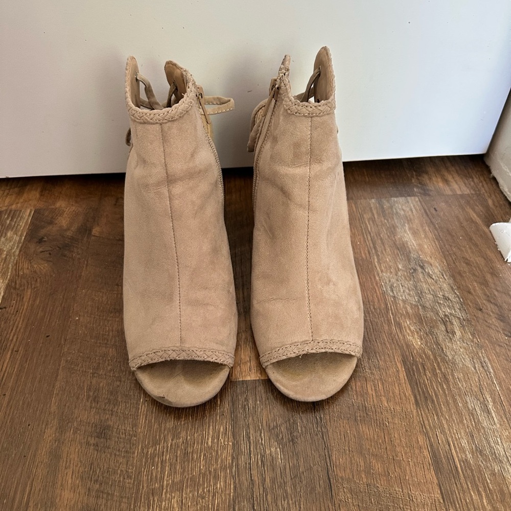 LC Lauren Conrad Beige Peep-Toe Ankle Booties - Size 8.5